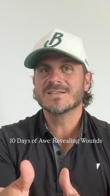 Theo Koulianos speaking to camera in a golf cap